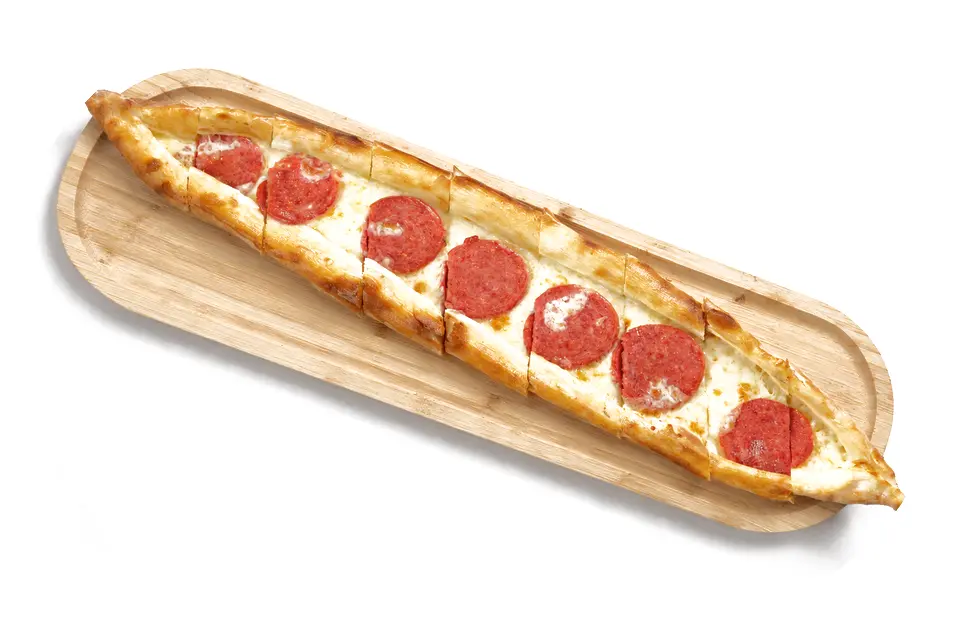 Sucuklu Pide